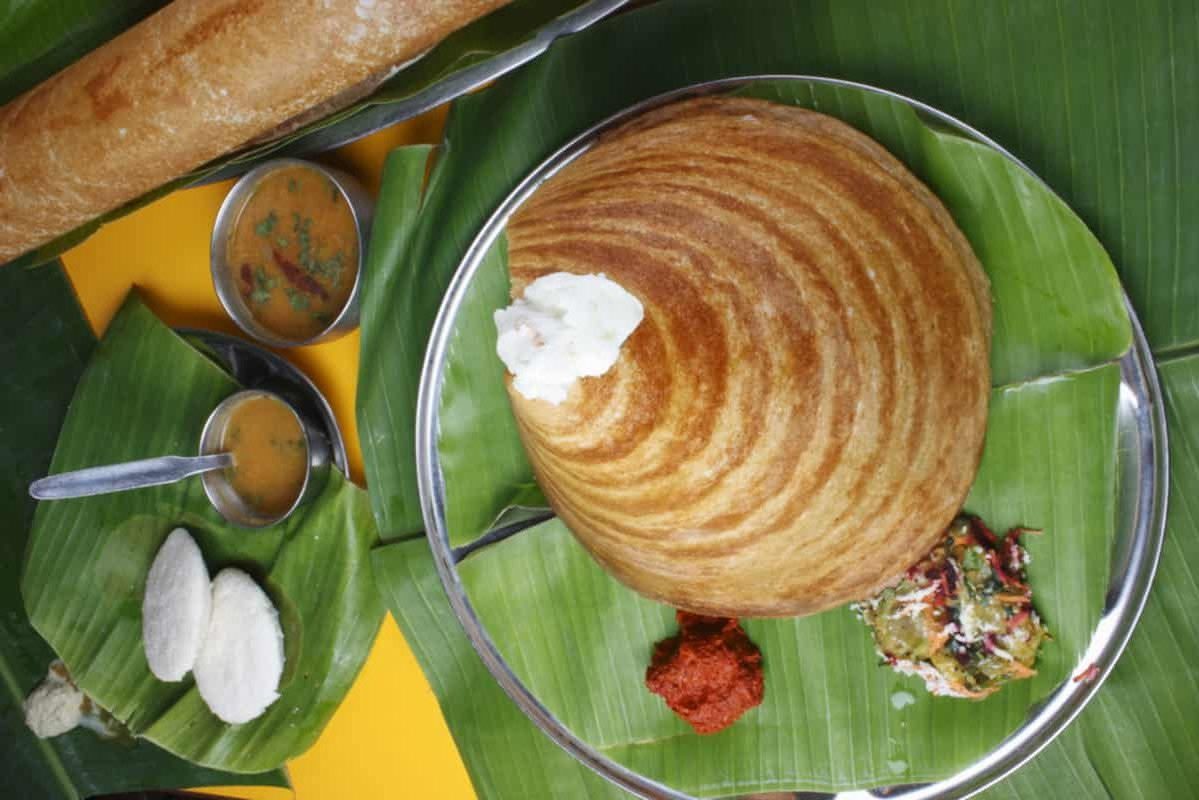 Ghee-Roast-Dosa-Served-on-a-Banana-Leaf-